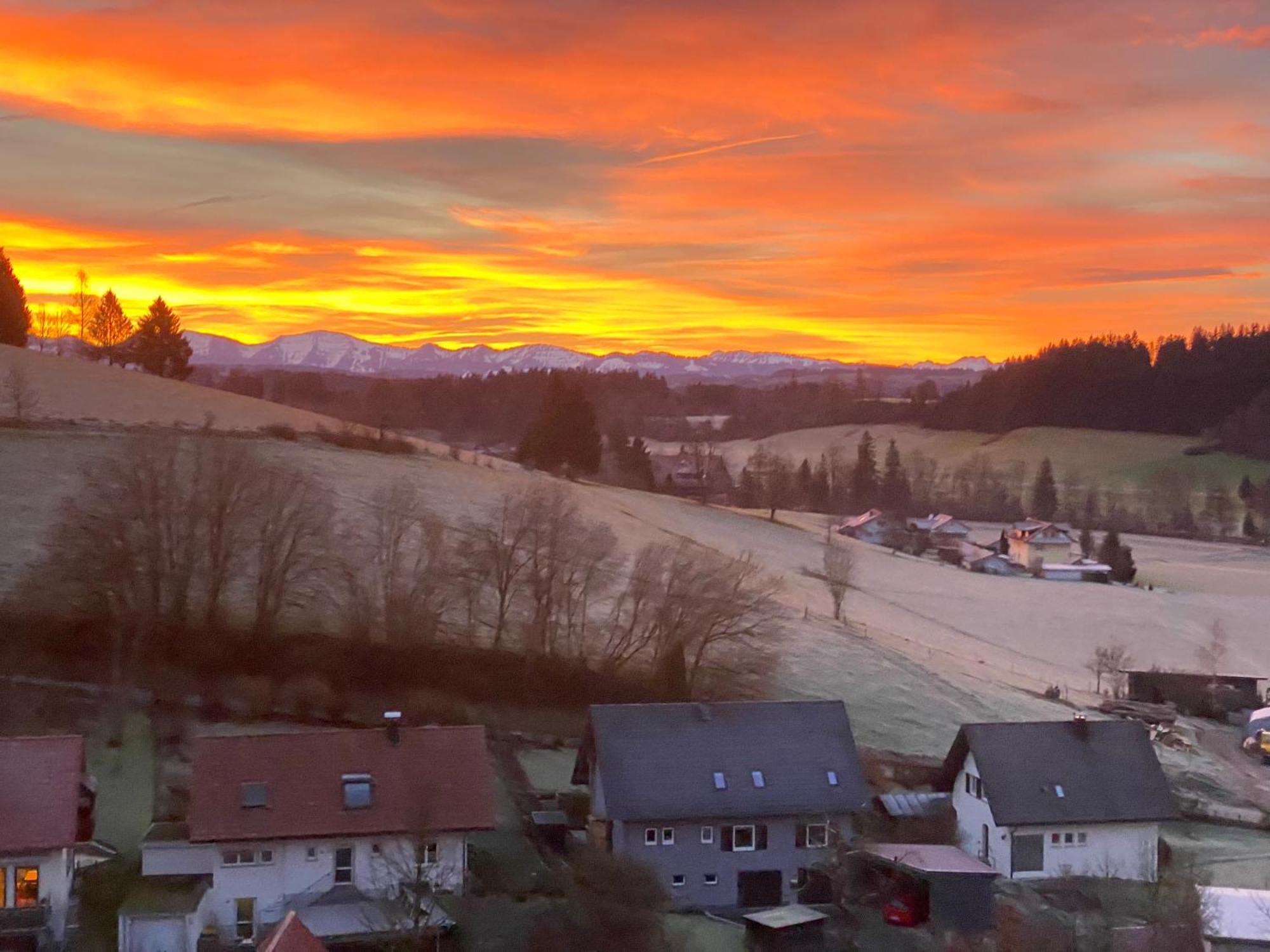 Ferienwohnung Bergblick Wangen Im Allgaeu Mit Garten, 2022 Komplett Renoviert Extérieur photo